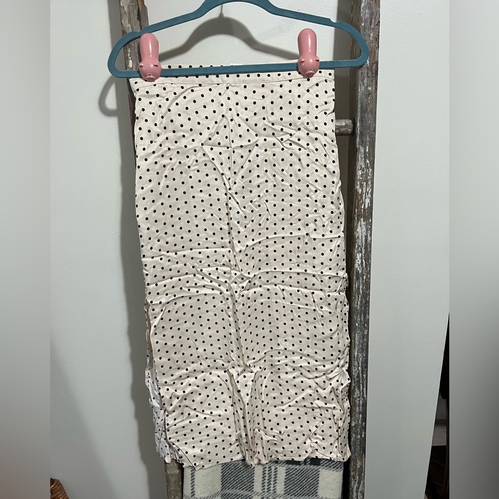 Women's polka dots skirt